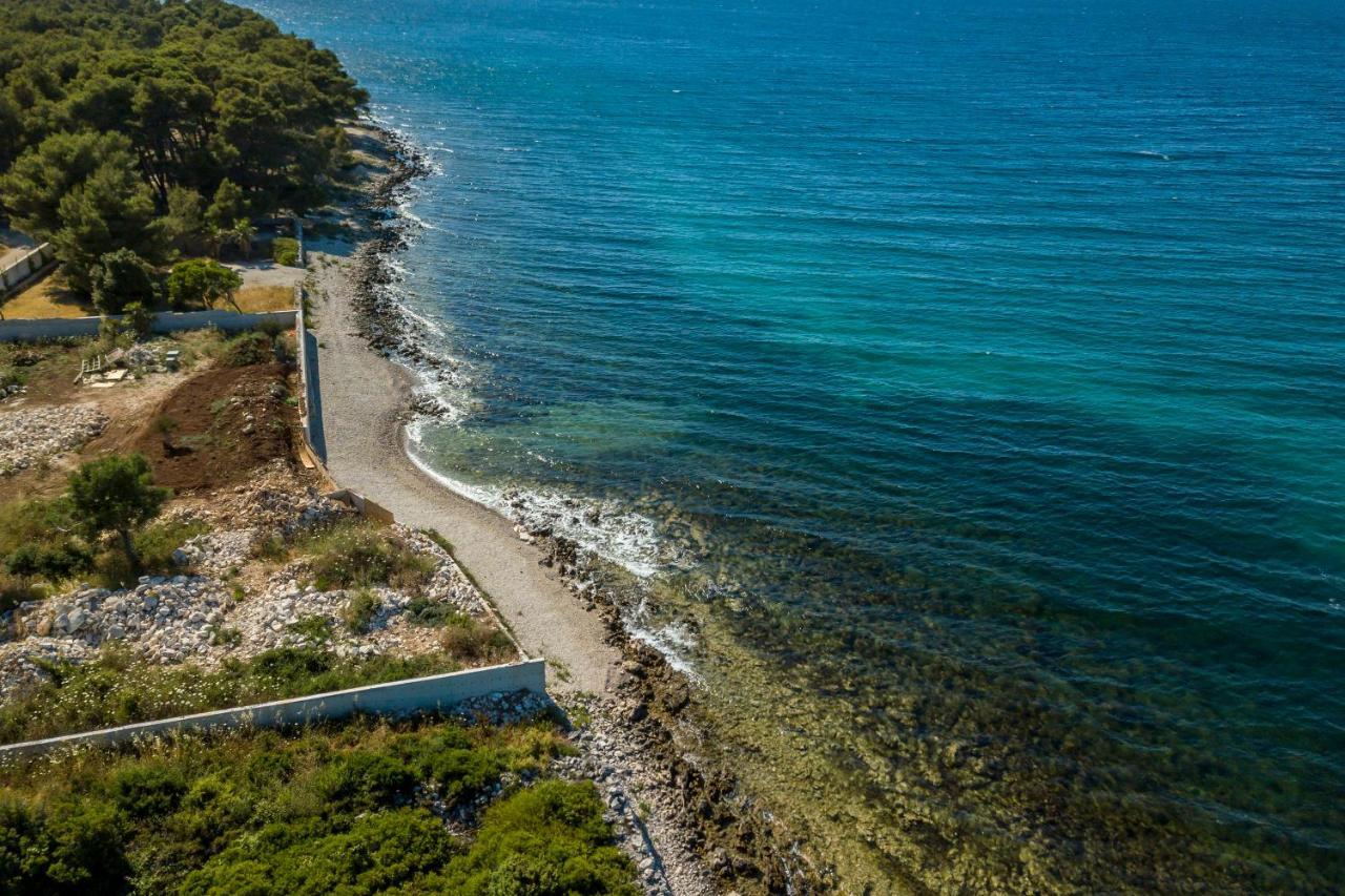 Island Getaway - Heritage House Mirca  Экстерьер фото