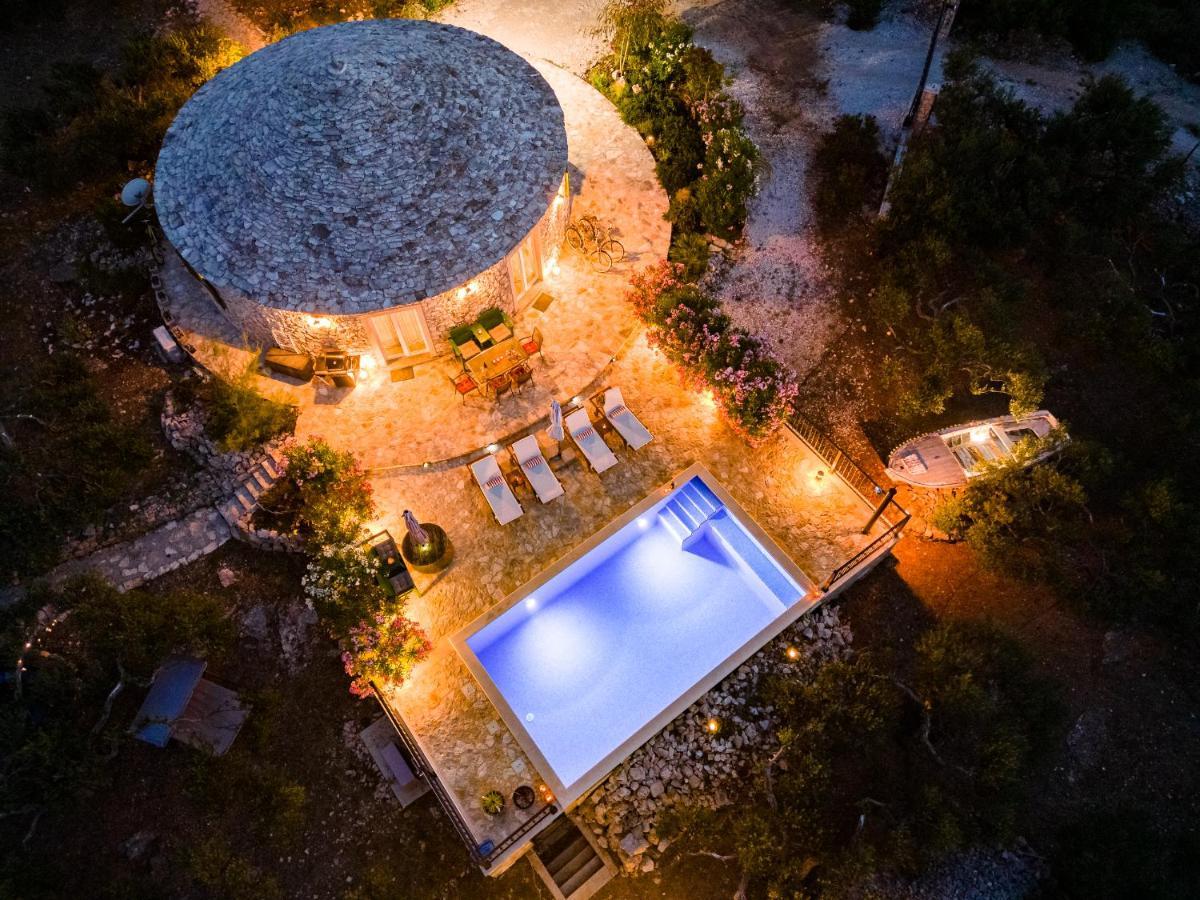 Island Getaway - Heritage House Mirca  Экстерьер фото