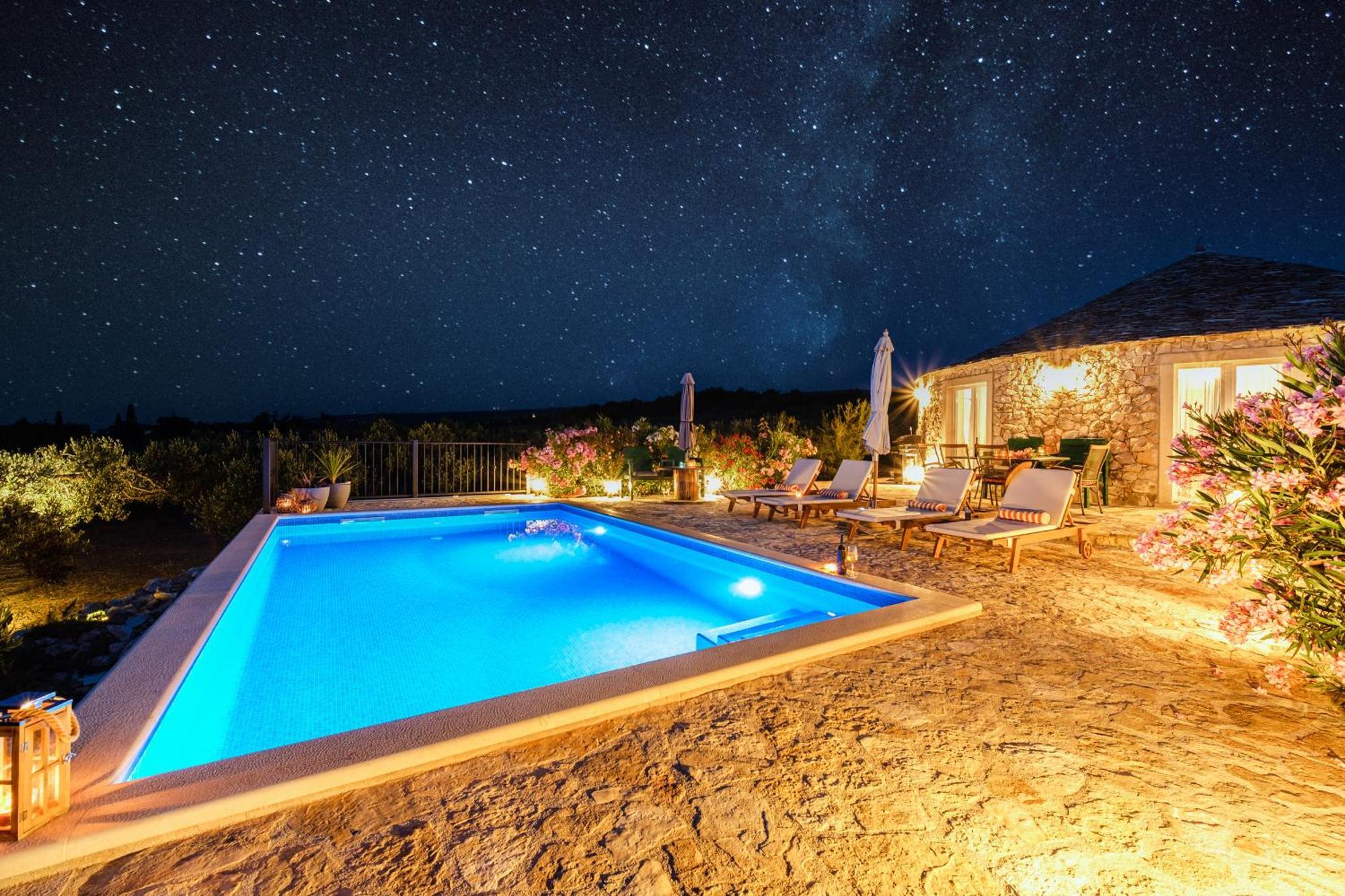 Island Getaway - Heritage House Mirca  Экстерьер фото